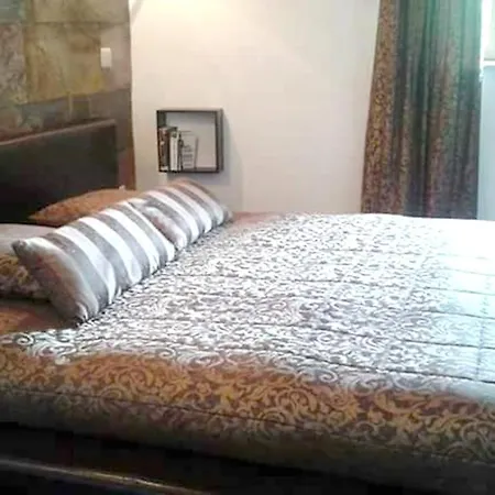 بيت للعطل House With One Bedroom In With Wonderful Mountain View Private Pool Enclosed Garden 12 Km From The Beach